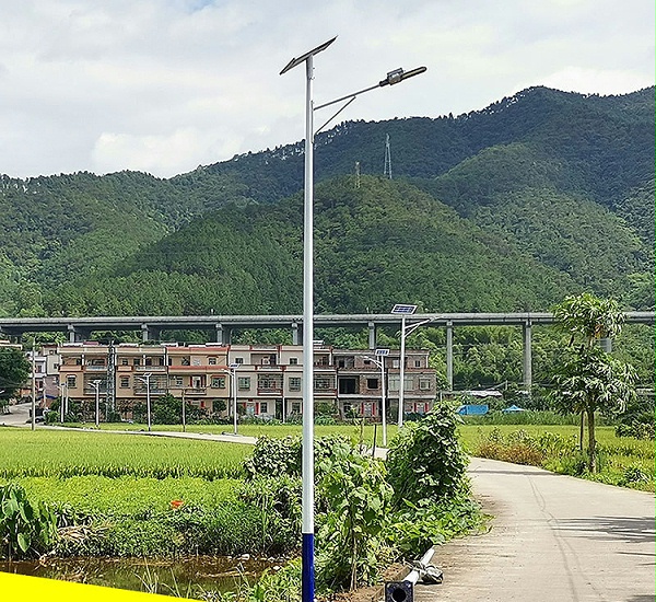 led太阳能路灯_农村太阳能路灯_太阳能路灯价格