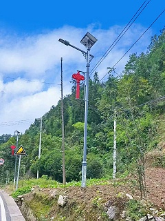 2026年8米太阳能路灯：南德工厂配置与工程案例