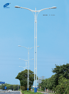 广东中山太阳能灭蚊灯厂家推荐与学校景区照明方案——南德太阳能26年专业制造实力解析