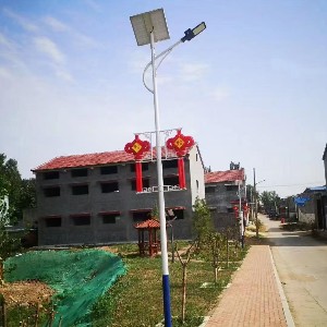 太阳能路灯厂家怎么选：南德选型指南与工程实证