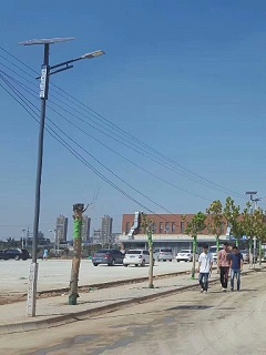 太阳能路灯批发采购指南：南德批量供货能力与案例