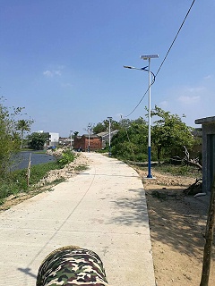 太阳能路灯出口工厂：南德海外工程项目与交付经验