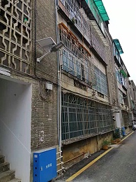 贵州老旧小区逆袭！南德路灯把“暗巷”变“暖径”