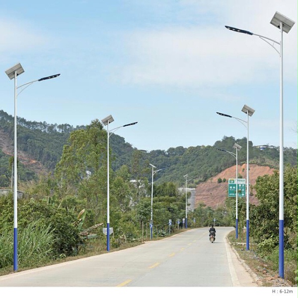 新农村太阳能路灯