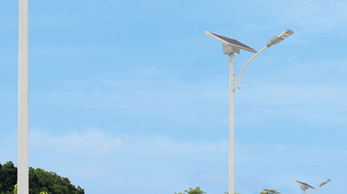 普遍新农村太阳能路灯的配制有什么
