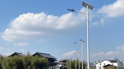 太阳能路灯性价比对比分析：中山南德太阳能灯饰有限公司专业解读
