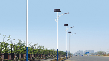 太阳能路灯安装和市电路灯安装的区别