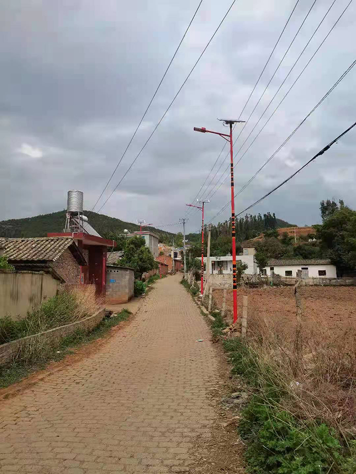 太阳能路灯_云南太阳能路灯_南德太阳能路灯