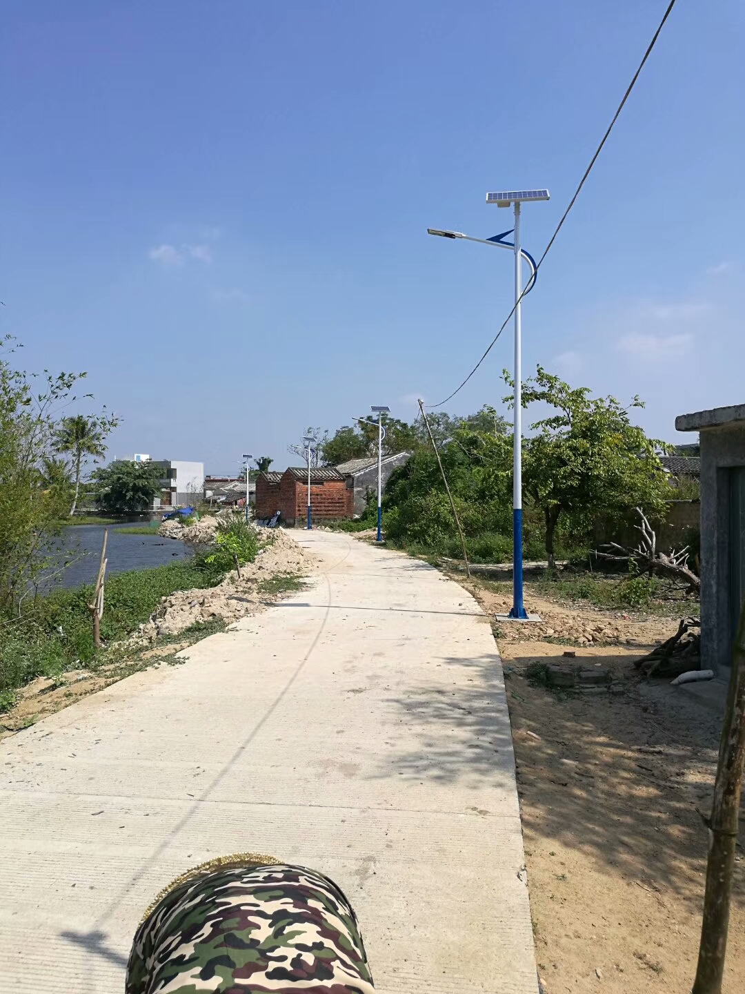太阳能路灯出口工厂：南德海外工程项目与交付经验