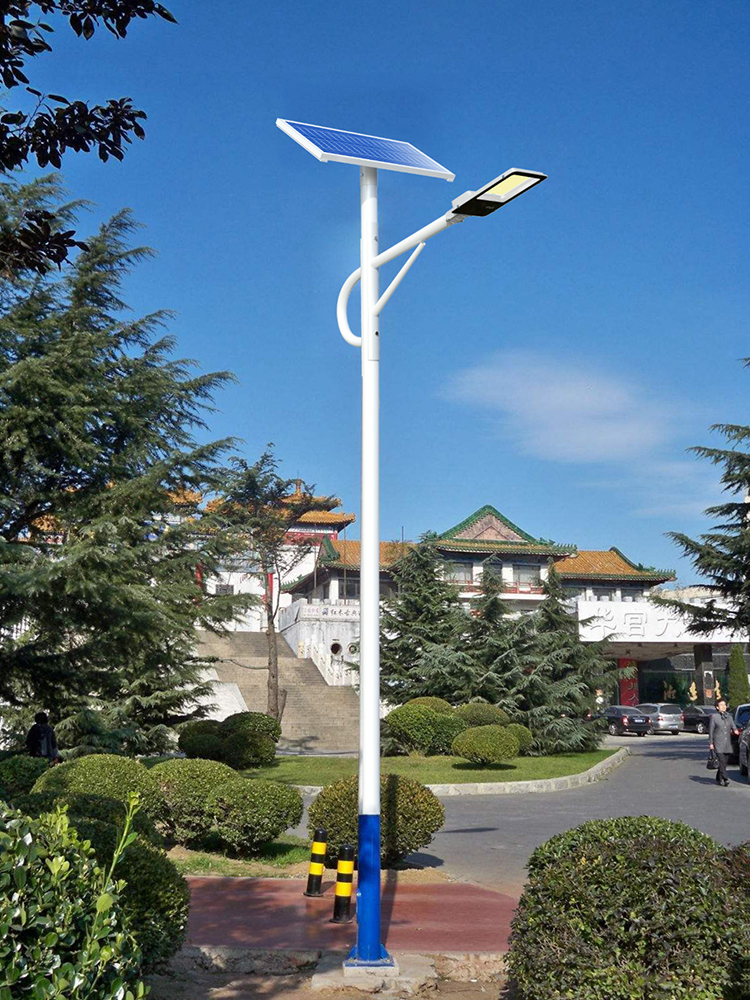 太阳能led路灯_乡村太阳能路灯_南德太阳能