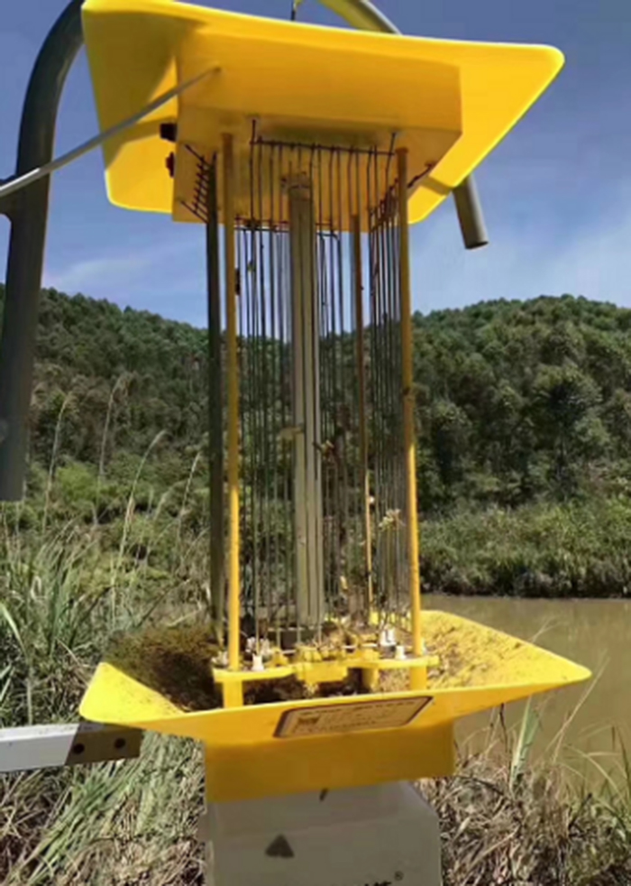 太阳能杀虫灯 稻田杀虫灯 南德太阳能灯饰有限公司