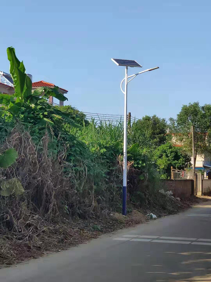 6米30W太阳能路灯 太阳能路灯价格 南德太阳能灯饰有限公司