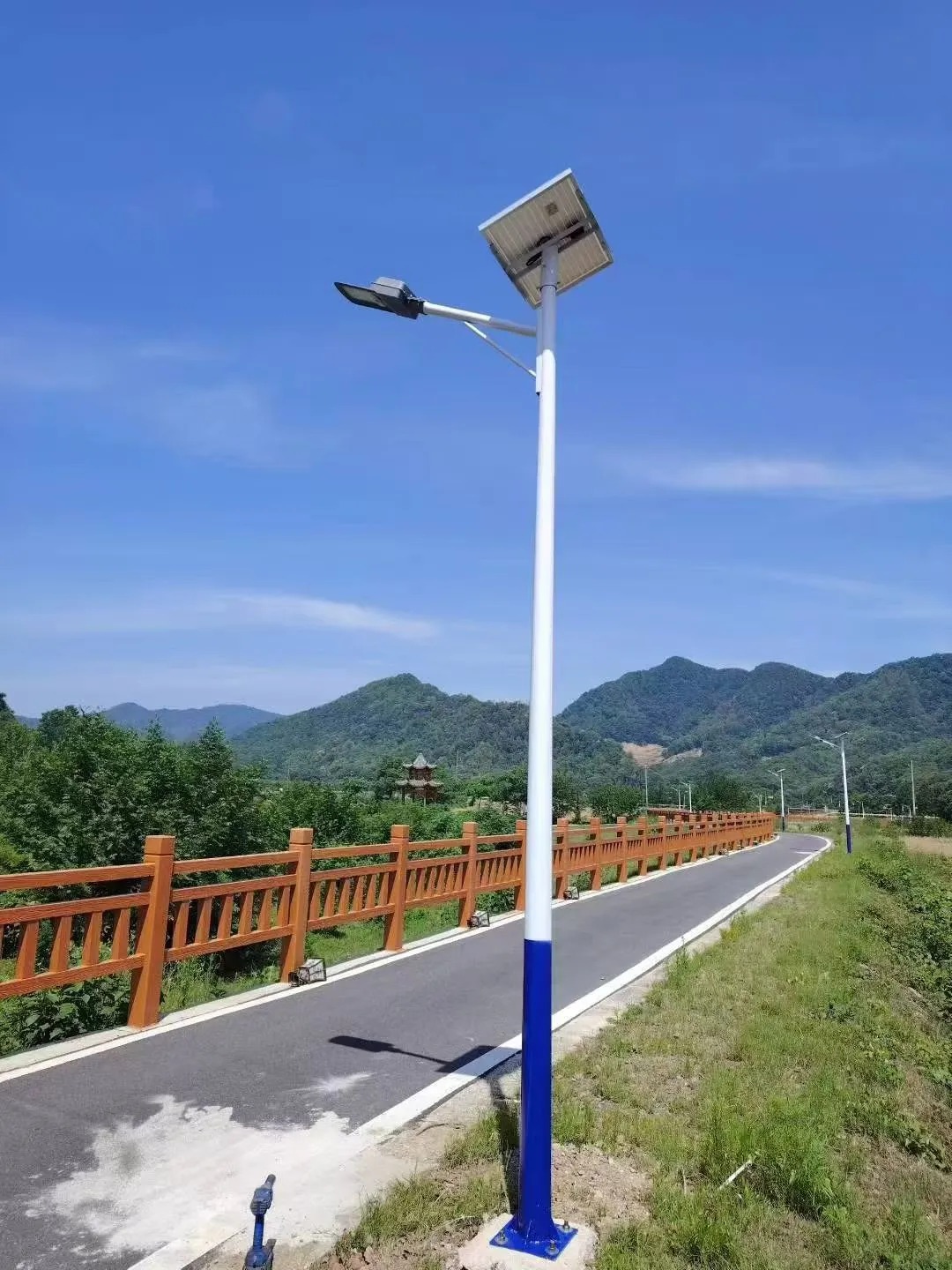 中山市南德太阳能灯饰有限公司——肇庆四会老城区改造与云南民族特色路灯案例