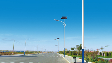 农村城镇路面照明用太阳能LED路灯比较划算
